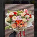 배양리두루치기 수유점 | 석계꽃집 추천: 결혼기념일, 축하에 어울리는 빨강 분홍톤의 계절 꽃다발