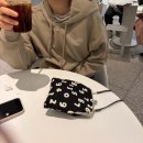 카페 알로 (cafe ALO) | alo 알로 매장 후드집업 구매후기