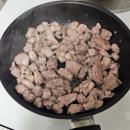 고기왕창고기구이짜글이명촌점 | 더한우플러스 한돈돼지고기 왕창 넣어서 김치찌개만들기