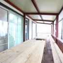 강가에 펜션 이미지