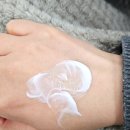 (주)이왕코리아 | 백탁없이 촉촉하고 가벼운 콜라겐 선 크림 &#34;아이엠유 딥 콜라겐 선 에센스&#34; 솔직후기