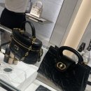 제일미니중기 | 디올 미니백 (Dior Caro 미니 베니티 케이스) 후기 / 구매 1년 후 쓰는 솔직리뷰