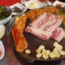 장터솥뚜껑삼겹살 이미지
