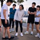 요즘 러닝 크루 사이에서 핫한 '베어풋 슈즈', 솔직히 발바닥 안 아픈가요?