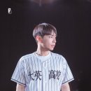 펜스 너머로 가을바람이 불기 시작해 이미지