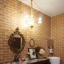 북카페 화장실 이미지