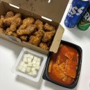 꿀먹은떡볶이 - 전주시 완산구 거마평로 189-27 | 교촌 허니콤보 국물맵떡 떡볶이s 꿀조합 후기