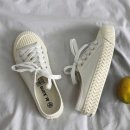 하얀운동화 이미지