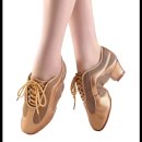 라인댄스 주간 교육 | 편안함과 스타일을 동시에 챙긴 라틴 댄스 교습용 신발