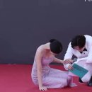 백상 레드카펫 두번이나 넘어진 신현빈 "아싸 호랑나비" 이미지