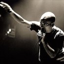 R.E.M - Everybody Hurts 이미지