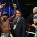 Mayweather takes his $100 million check and runs By TIM DAHLBERG 이미지