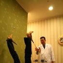 ‘니시의학’ 인술 펼치는 김진목 의사 -‘니시의학’ 인술 펼치는 김진목 이미지