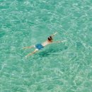 바다로 가는 사람들 | 칼로데스모로 calo des moro 정확히 찾아 가는 법, 무료 주차장, 실물 인파 후기 ☆°୨୧‧₊°