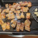 상어식당 이미지