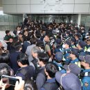 국조특위, 잠실 개표소 진입... '참정권 집회' 27일만에 현장조사 이미지