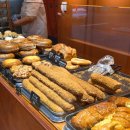 종로떡방앗간 | 종로3가 맛집 빵집 문화제빵 쑥떡빵 치즈빵 인절미빵 후기