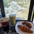 커피홀의암스카이워크점 | 춘천 의암호 드라이브 데이크 코스 카페 커피홀 의암스카이워크점