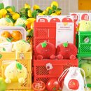 다이소 ＜푸룻마켓＞시리즈 OPEN!🍏 타닥타닥 키캡 키링🍎 토마토 연필깎이&amp;펜 케이스🍅 레몬&amp;청사과 망 인형🍋 이미지