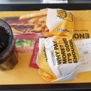 노브랜드버거 경산영남대역점 이미지