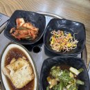 칼국수, 제육볶음 맛집은 의령 백년식당입니다.