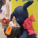 강화브리티시컬렉션 | 헤지스 26SS 아이코닉 셔츠 명동 스페이스 H 글로벌 수주회에서 첫선