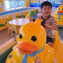 쌍둥이노래방 | 안산 시흥 키즈카페｜점핑몬스터 시흥능곡점 오리배에 노래방까지 아이랑 여름 실내 놀이터 후기