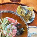 해안로충전소 | 제주 한경면 해물라면 맛집 와랑식탁｜문어 통째로 들어간 제주 해물라면 후기