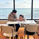 바다당 BDD | 25년 3살 은하와 떠난 부산여행 - (7)청사포 바다뷰맛집 카카페 바다당 BADANG 등대휘낭시에 후기