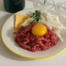 육회와연어먹는날 이미지