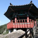 계곡이 있는 풍경 이미지