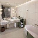 월드 C.C 이미지