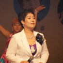 큰소리내는사람들 이미지