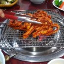 인동촌 숯불 곰장어 닭발 이미지