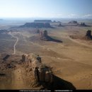 Monument Valley의 인디언의 한 이미지