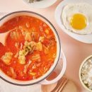 돼지고기김치찌개 고기 넣는 타이밍~ 김치찌개 끓이는 법 이미지