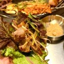 황토집솥뚜껑 | 충정로역맛집 서울역 고기집 솥뚜껑삼겹살 꼬들목살 후기