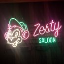 제스티 살룬(zesty saloon)