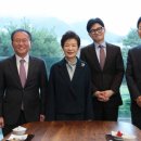 한동훈, 박근혜 전 대통령 예방... ‘의대 증원’ 의견 나눠 이미지