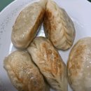 후야네손만두 이미지