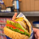 광교호수공원 맛집 데이트 코스 수제버거 다운타우너 아보카도 더블치즈 트러블 후기