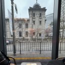 교차로빌딩 | [서울 명동 카페] 여기가 유럽인가요? 🏛️ 한국은행 뷰가 예술인 '스타벅스 한국은행교차로점'