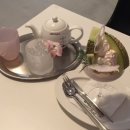 미레이(Mirei) | [서울/명동] 미레이 | 느좋카페 | 무채색 카페 | 분조카 추천 | 힙한 쇠맛코어 언냐되기 .. ㅋㅋ