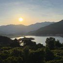 물안개피는호숫가펜션 이미지