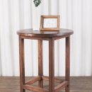 소년과 나무 이미지