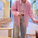 핏보스 | 지금 사야 하는 봄 데일리룩ㅣ에잇세컨즈 봄 추천템 파마자 핑크 셔츠 원턱 와이드 데님 핏 후기