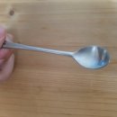 밥숟가락 이미지