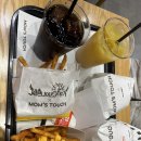수원 천천동 맛집 텍사스바베큐치킨버거 맘스터치 BEEF 수원천천점 내돈내산 솔직후기