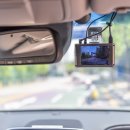 &#34;차 뒷좌석에서 뭐했어요?&#34;…아이돌 커플, 스킨십 찍혀 협박당했다 이미지