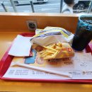 롯데리아 남부터미널점 이미지